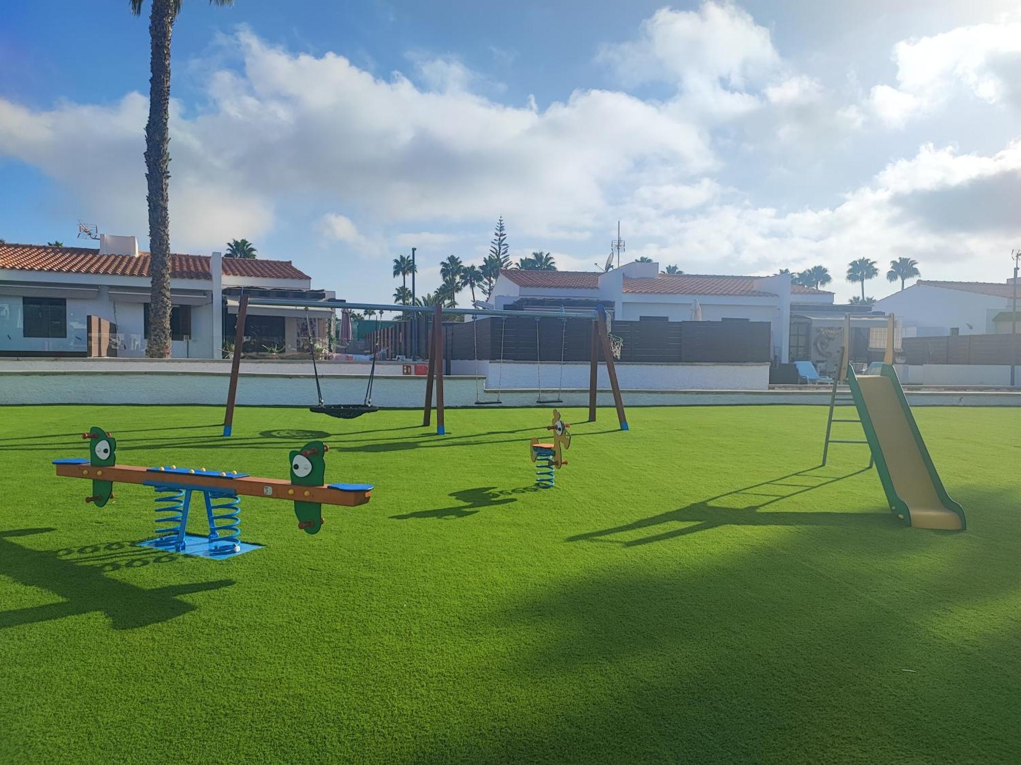 Bungalow Maspalomas Golf Con Jacuzzi, Piscina Y Jardin San Bartolomé Esterno foto