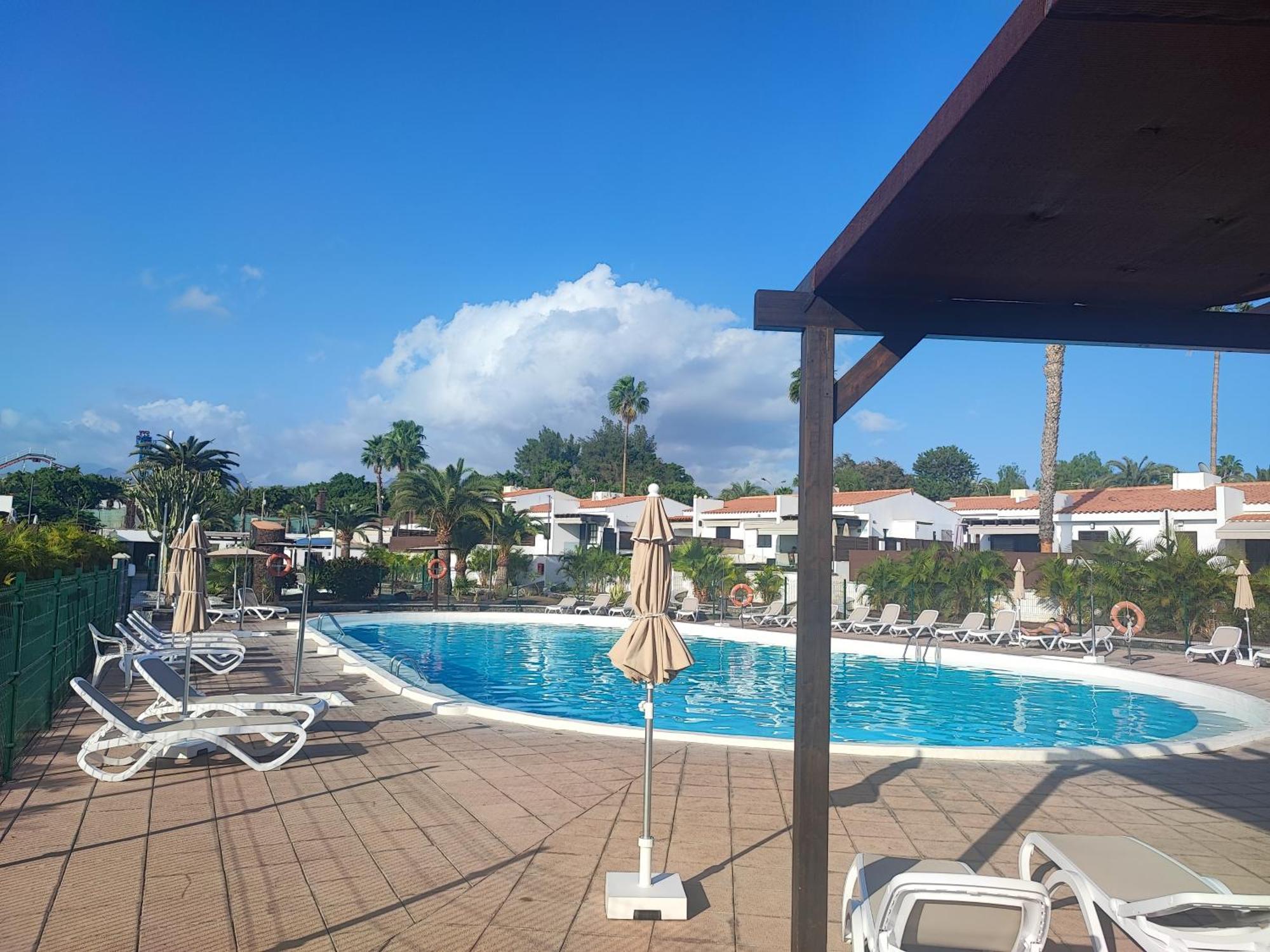 Bungalow Maspalomas Golf Con Jacuzzi, Piscina Y Jardin San Bartolomé Esterno foto